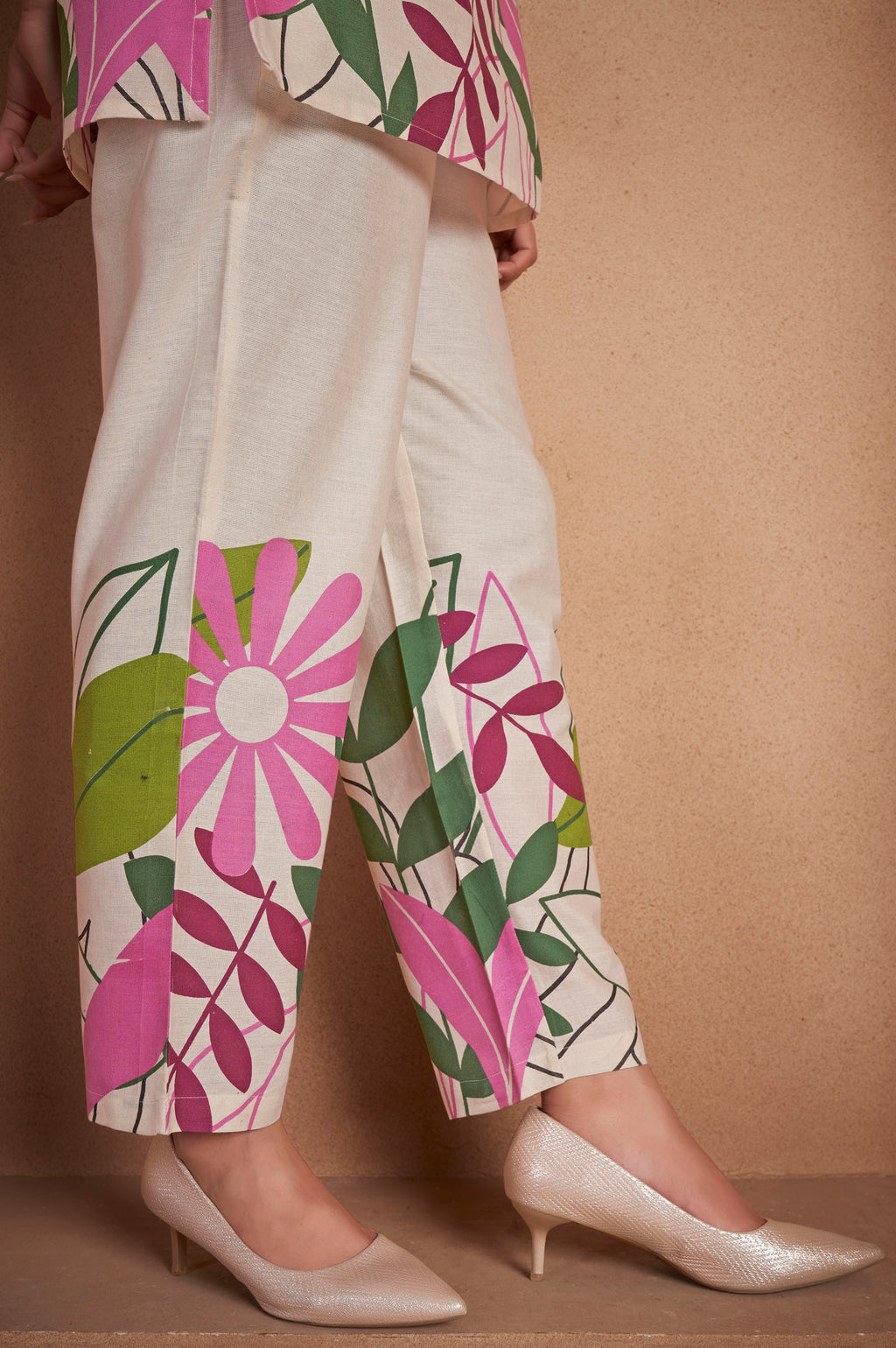 Off White Pure Cotton Floral Printed Co-Ord Set For Women