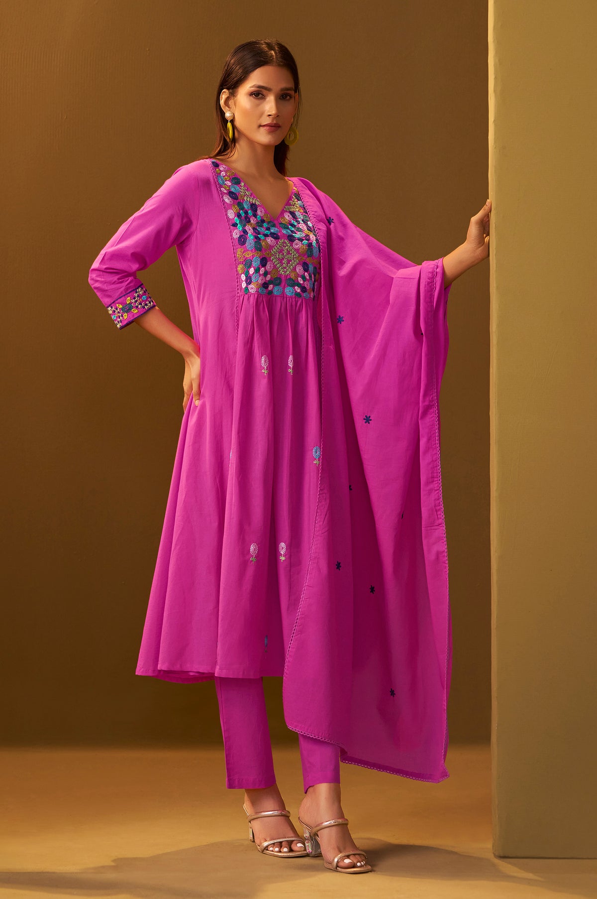 Women's Light Pink Pure Cotton Embroidered Kurta Set with Dupatta