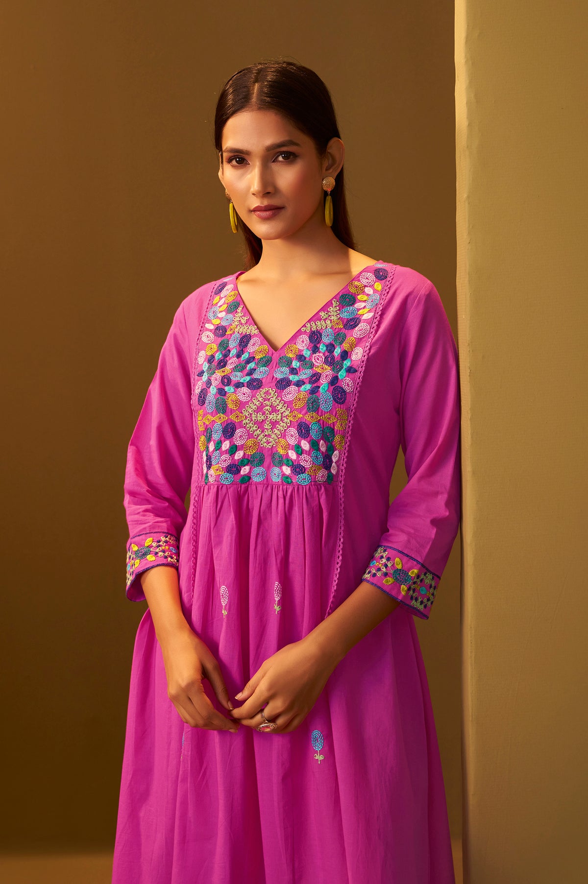 Women's Light Pink Pure Cotton Embroidered Kurta Set with Dupatta