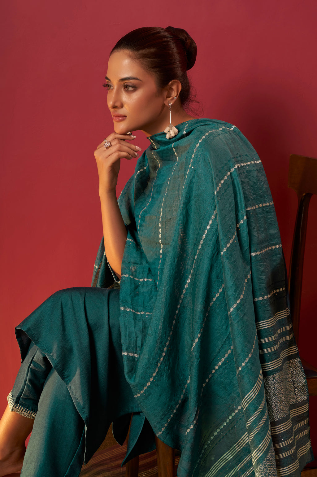 Green Chinon Embroidered Kurta Set with Jacquard Dupatta