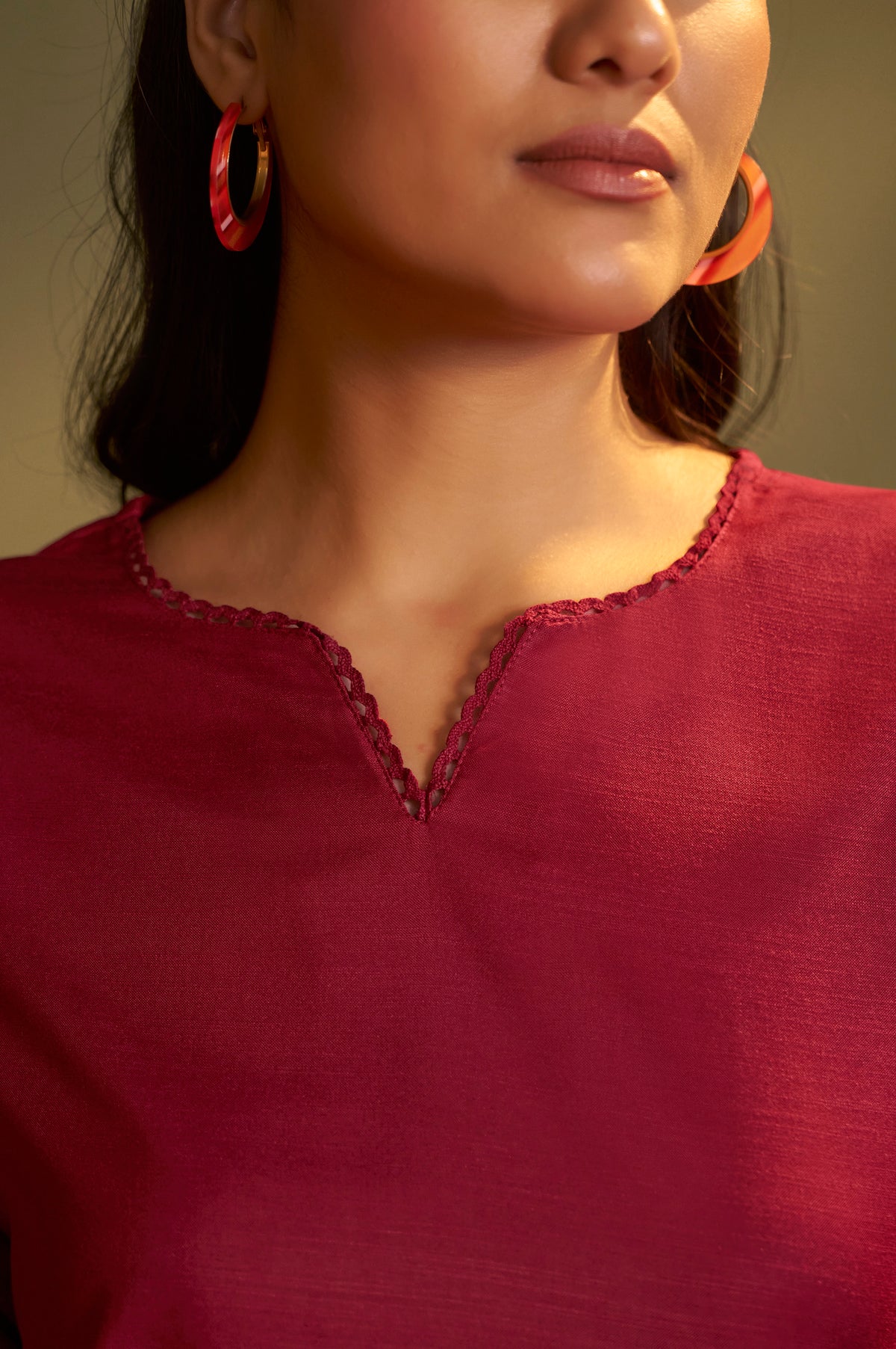 Women Rust Cotton Calf-Length Kurta with Pant & Cream Chanderi Printed Dupatta