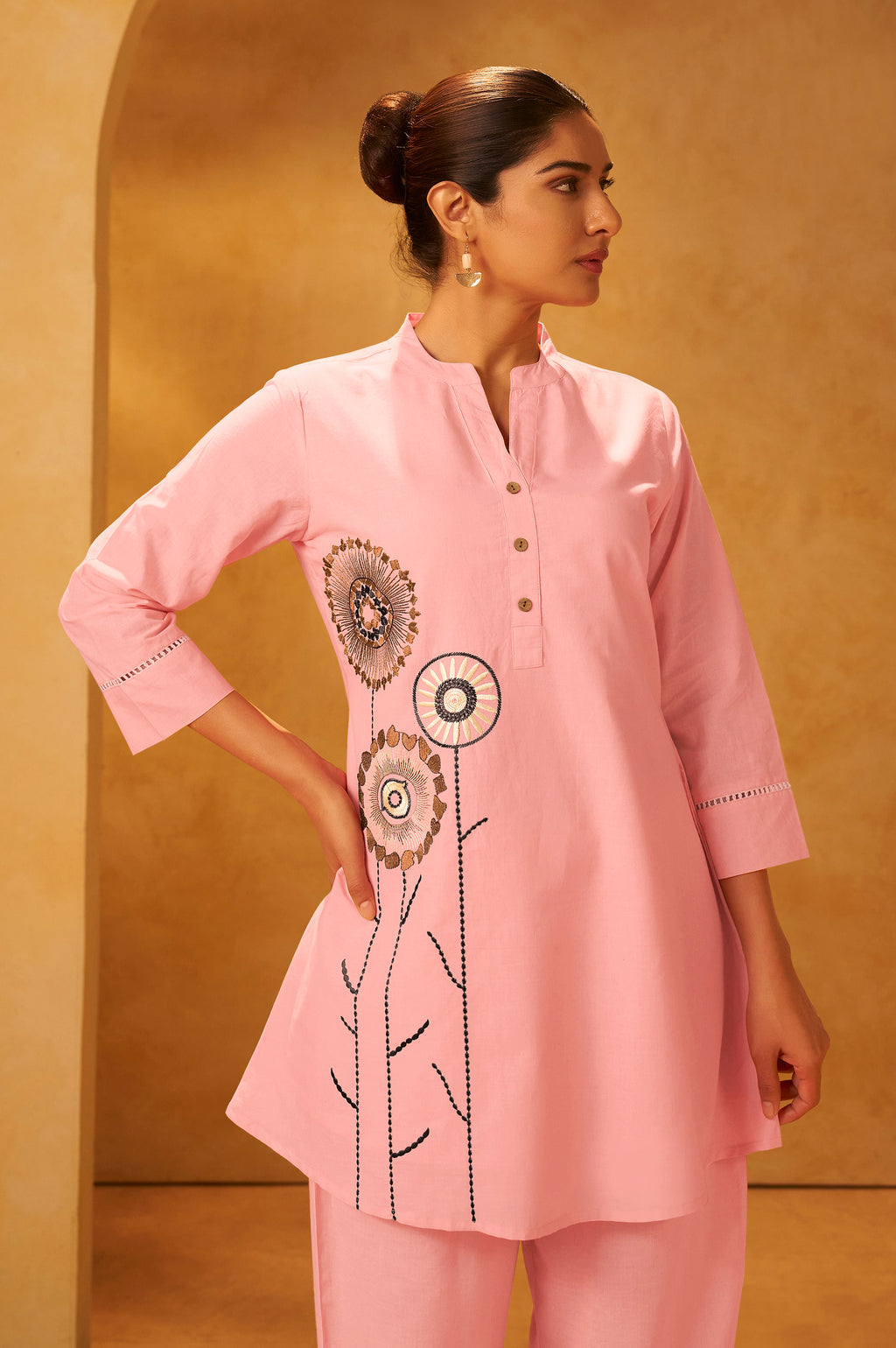 Women Pink Pure Cotton Embroidered Straight Kurta Co-Ord Set