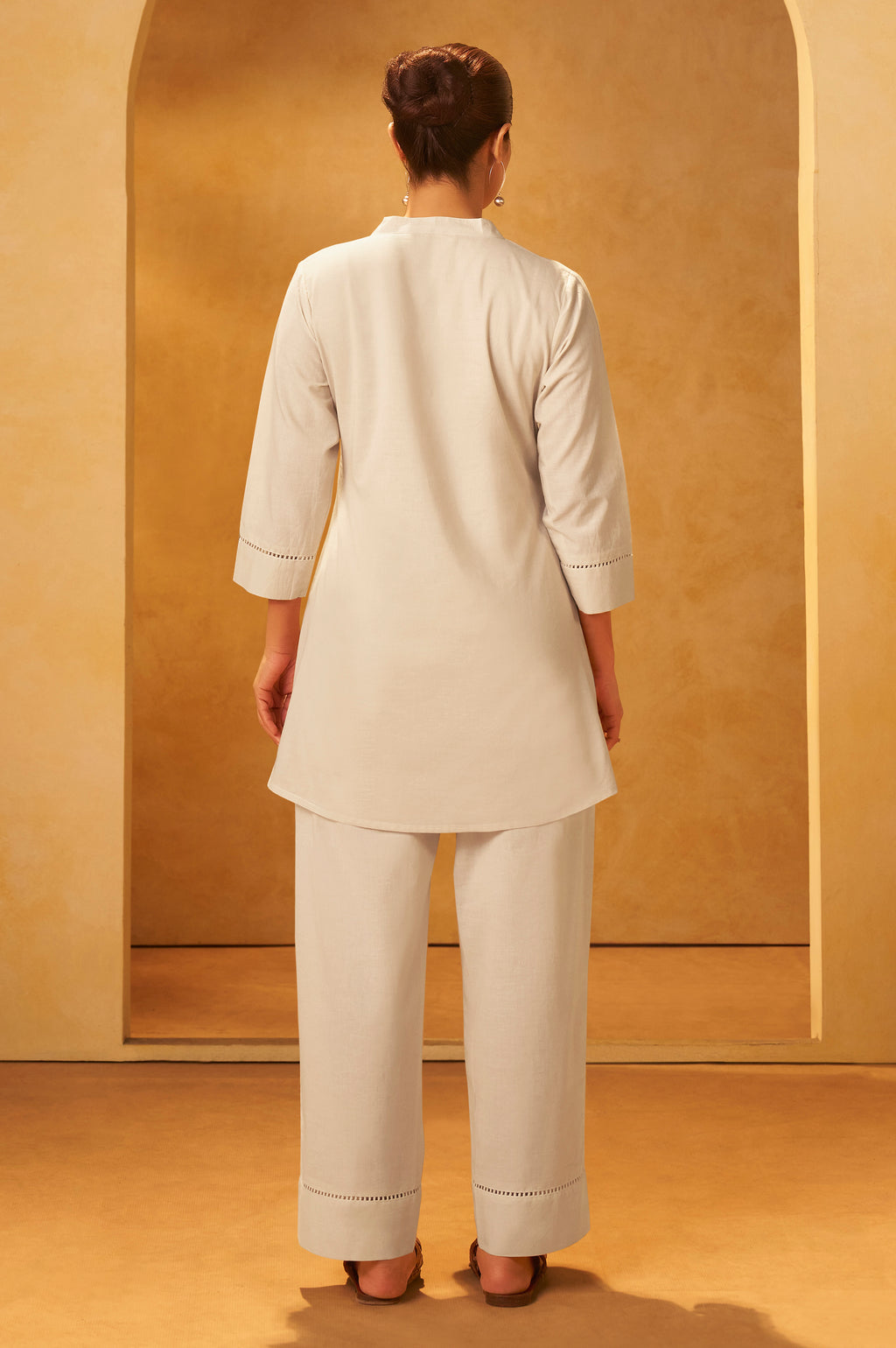 Women White Pure Cotton Embroidered Straight Kurta Co-Ord Set