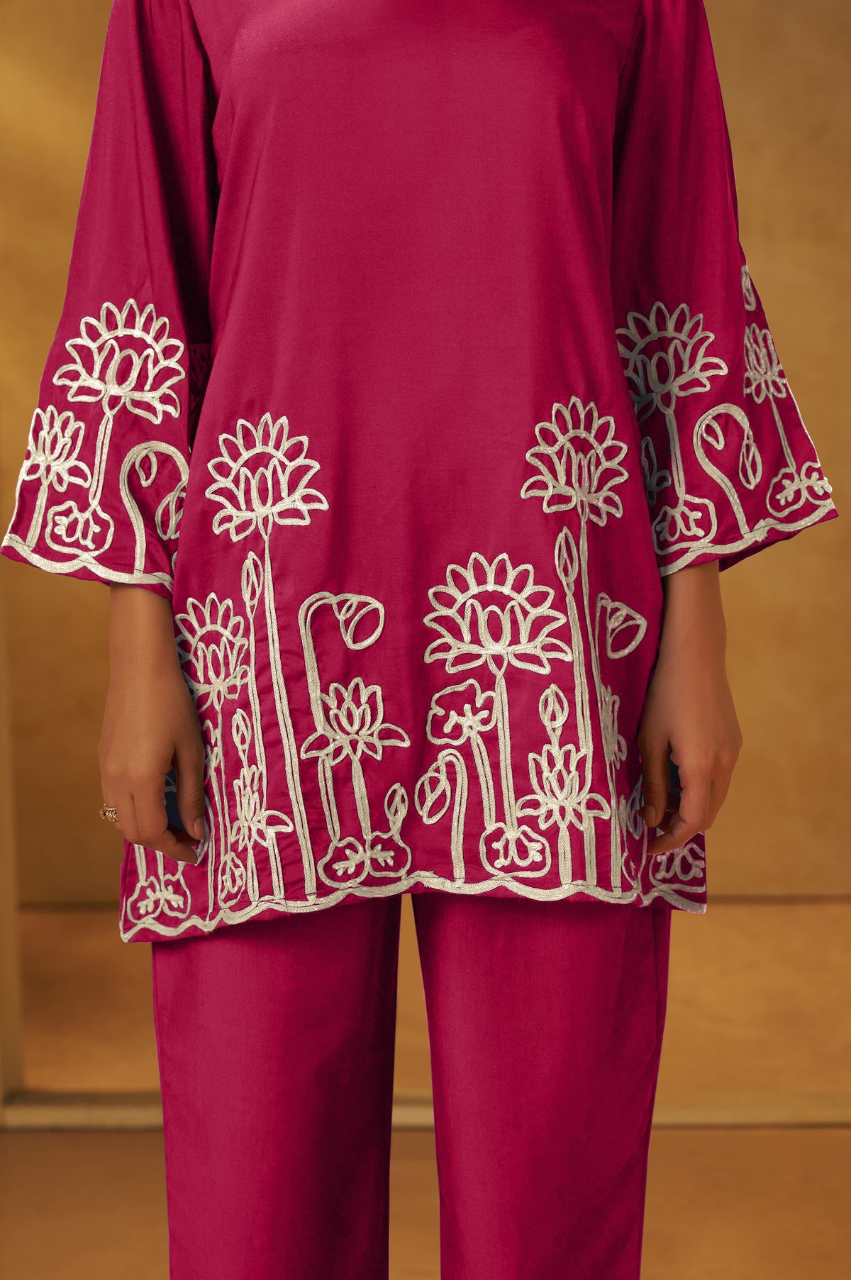 Women Pink Embroidered Cotton Blend Straight Kurta Co-ord Set