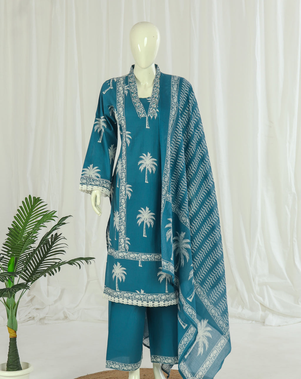 Premium 60-60 Cotton Pakistani Style Sleeves Kurti Palazzo Dupatta